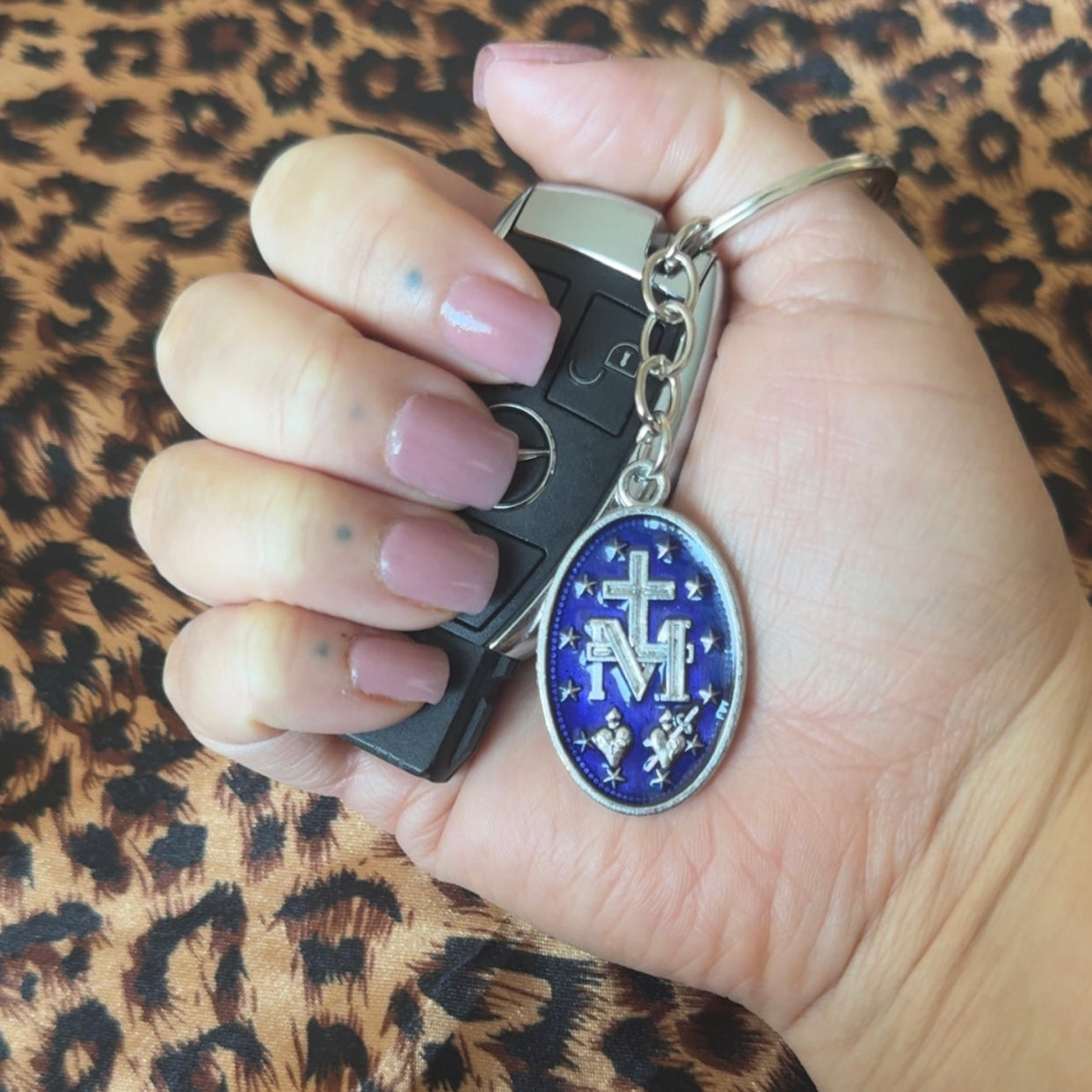 Miraculous Medal Keychain (Mary)
